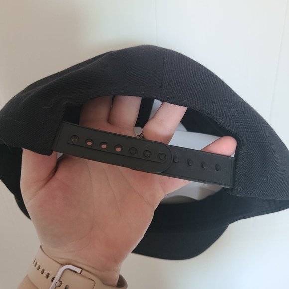 NWT Lids Yupoong 6Up Snapback Black and Camo Hat - One Size Adjustable - Picture 3 of 6